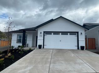 2586 Tiffin Way, Medford, OR