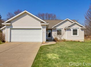 3941 Avery Dr NW, Grand Rapids, MI 49534
