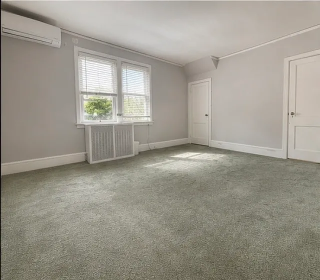 55 Clark Pl — Photo 3