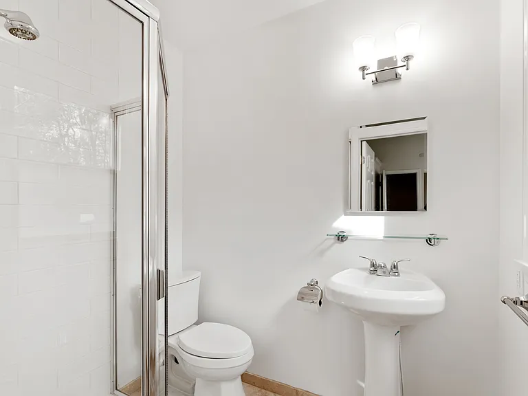 20 Robinson Rd — Photo 13