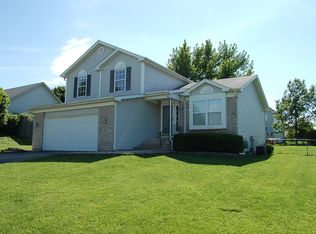 405 Brook Linsee Ln, Poplar Grove, IL 61065