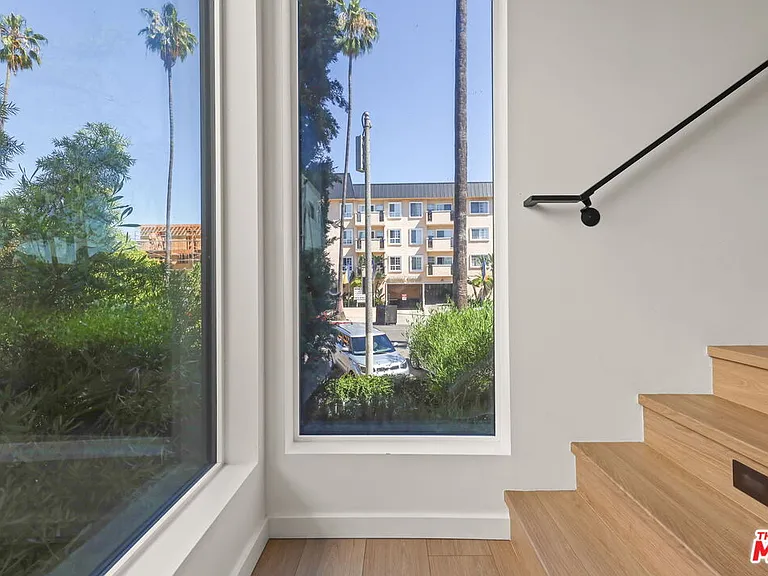921 N Mariposa Ave — Photo 29