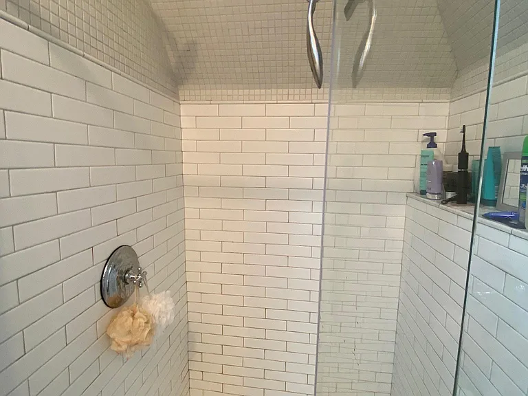 827 E Brady St #3 — Photo 15