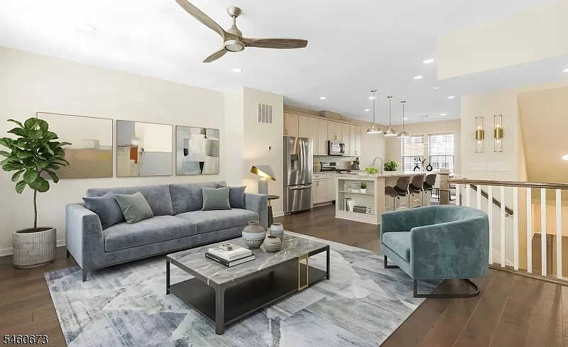 3 bed, 2.5 bath, $4,800 — Photo 2