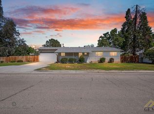 2400 La France Dr, Bakersfield, CA 93304