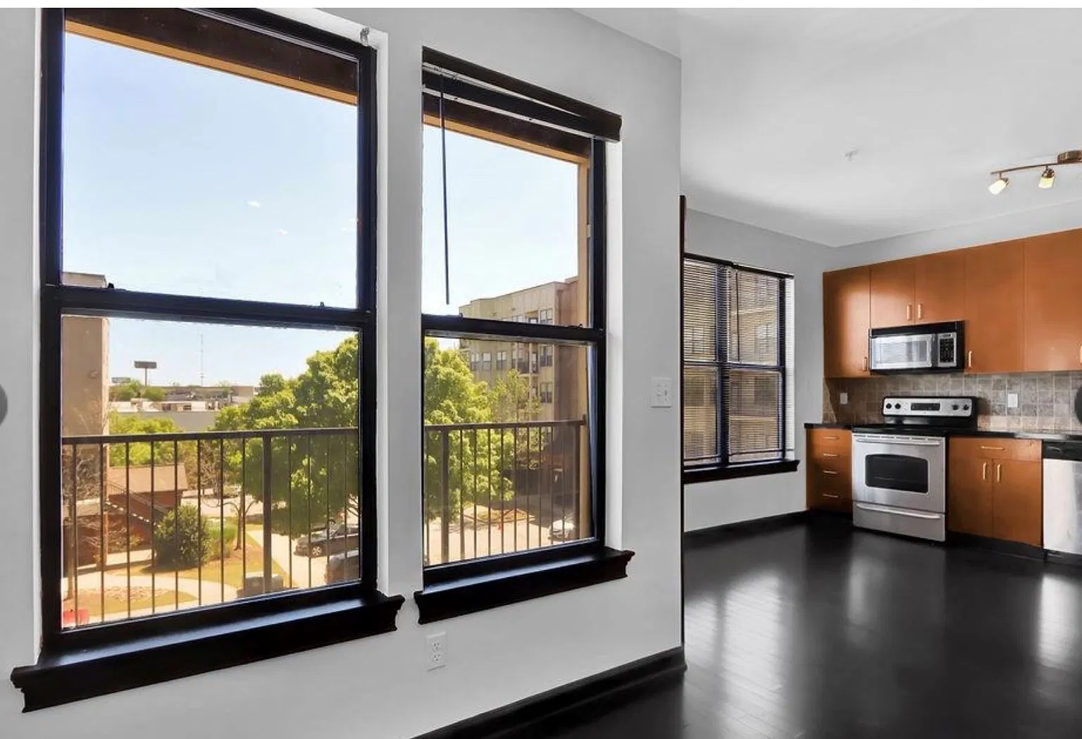 1 bed, $1,700 — Photo 2