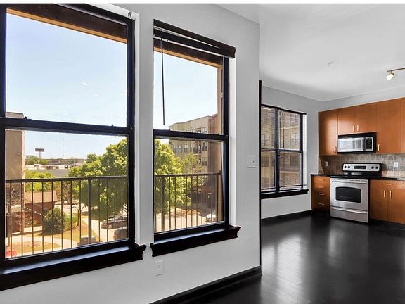 2nd image of 898 Oak St SW Unit 1203
