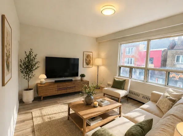 265 Augusta Ave #1, Toronto, ON M5T 2M1