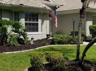 9960 Las Casas Dr, Fort Myers, FL 33919