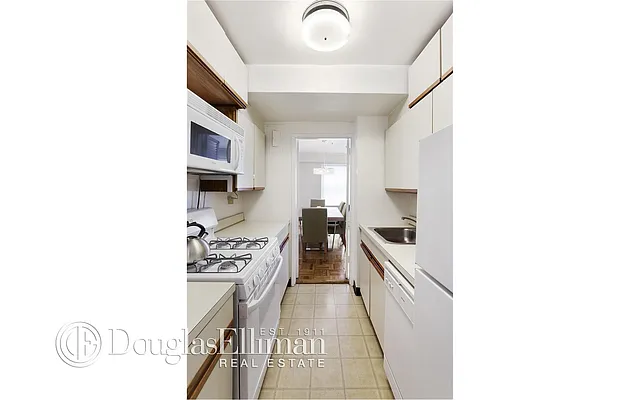 Rented by Douglas Elliman | media 2