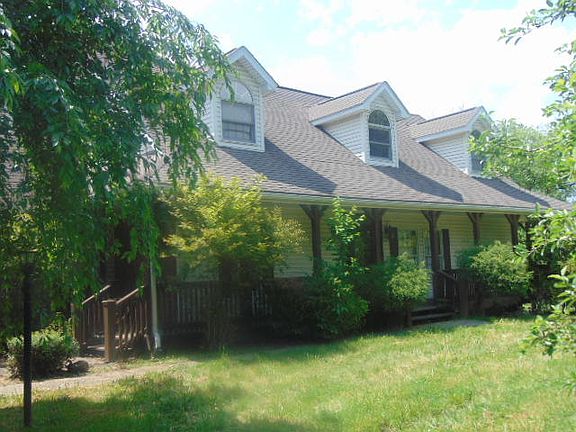 2nd image of 126 Gina St