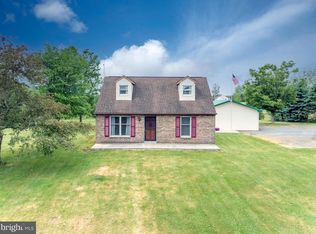 201 Old Tulpehocken Rd, Birdsboro, PA 19508