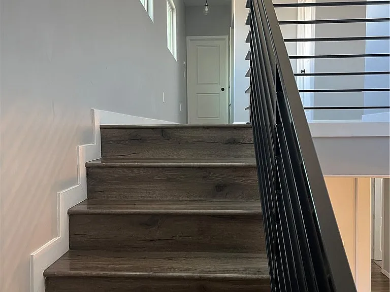 138 N Gage Ave E — Photo 5
