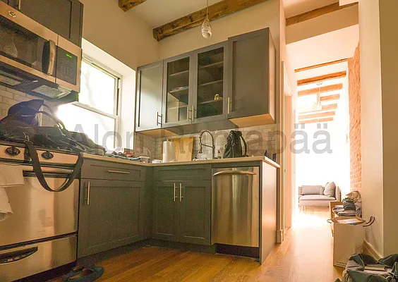 Rented by (Legacy) NY Quality Living Uptown | media 25