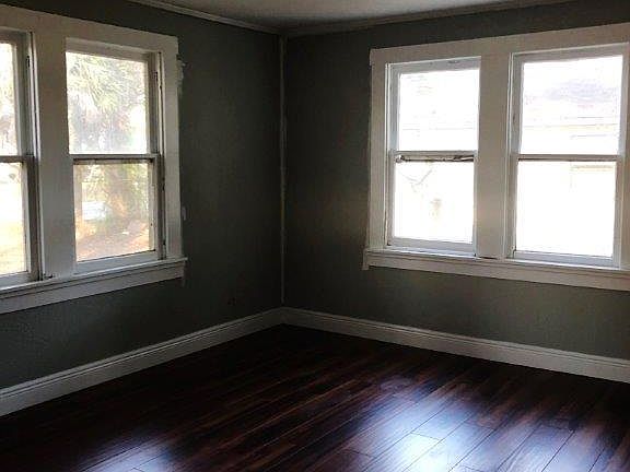 2nd image of 502 Maydell Dr