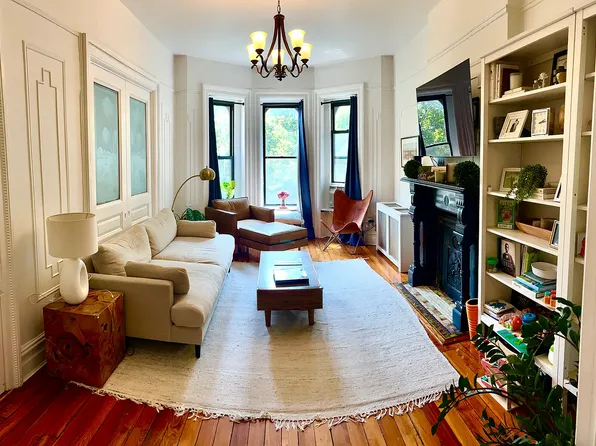 447 State St APT 4, Brooklyn, NY 11217