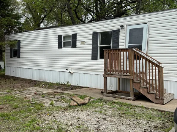 109 Shawn Dr #109, Belleville, IL 62226