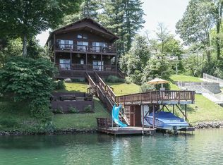 7277 Center Lake Rd, Nineveh, IN 46164