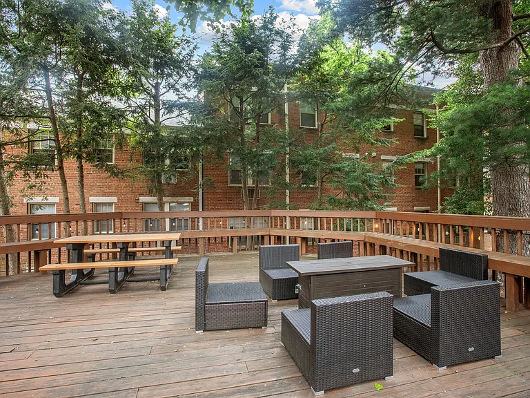 Rock Creek Springs Apartments — Photo 13