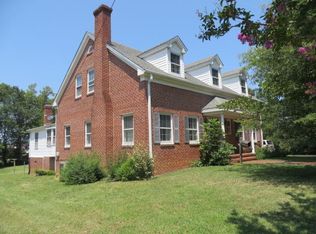202 Dortch Ln, South Hill, VA 23970
