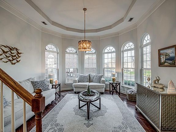 5th image of 2031 Waterford Village Dr