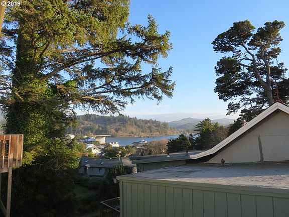 2nd image of 4832 SW Coast Ave