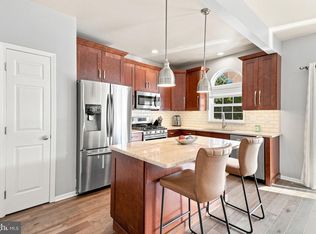 439 Lake George Cir, West Chester, PA 19382
