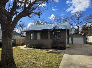 1073 W 5th St, Weiser, ID 83672