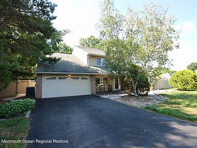 12 Woodcrest Dr, Freehold, NJ 07728 | Zillow