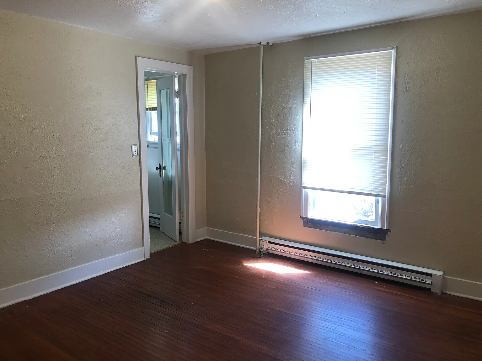 1 bed, 450 sqft, $650 — Photo 4
