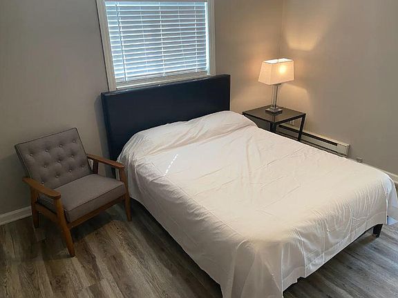 3rd image of 577 Miller Ave #3C