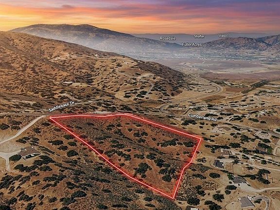 3rd image of Saddleback Drive
