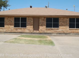 401 Main St, Bardwell, TX 75101