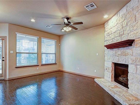 5th image of 10905 Beaman Ct