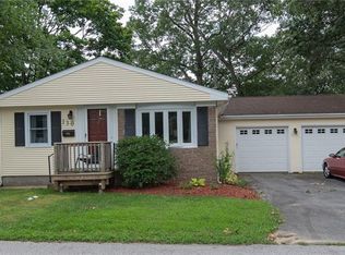 130 Anson Dr, Riverside, RI 02915