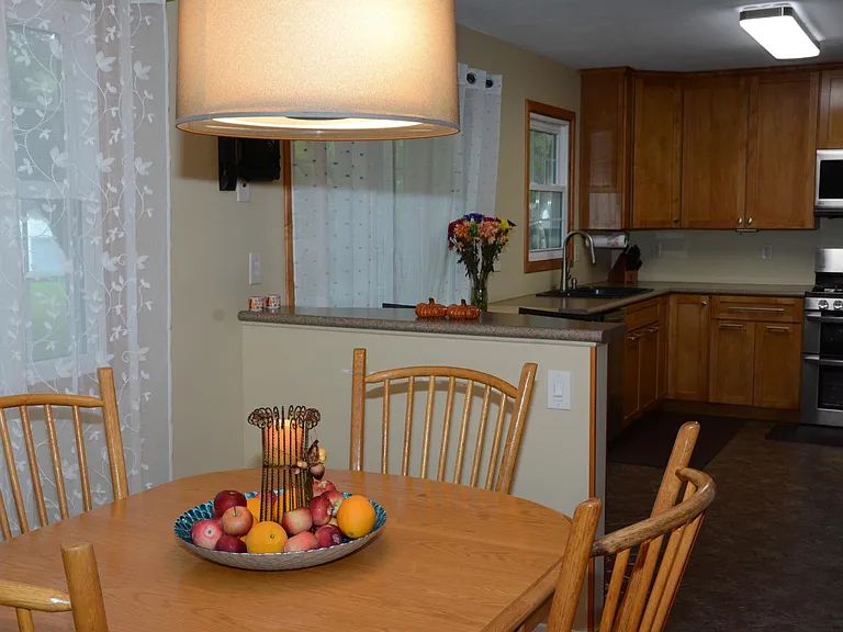 8811 Hawthorne Dr — Photo 28