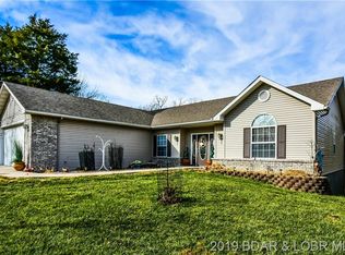 137 Helinda Ln, Lake Ozark, MO 65049