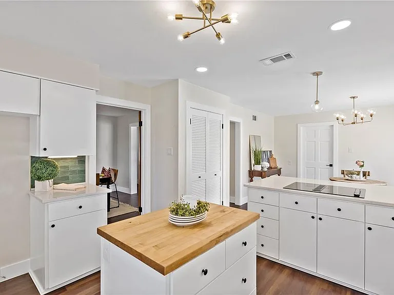 3705 Old Oaks Dr — Photo 11