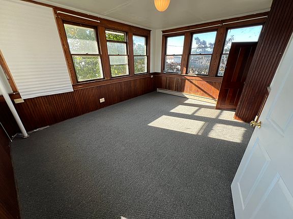 4th image of 1633 1/2 Maple Ave