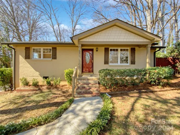 704 Wilbrown Cir, Charlotte, NC 28217