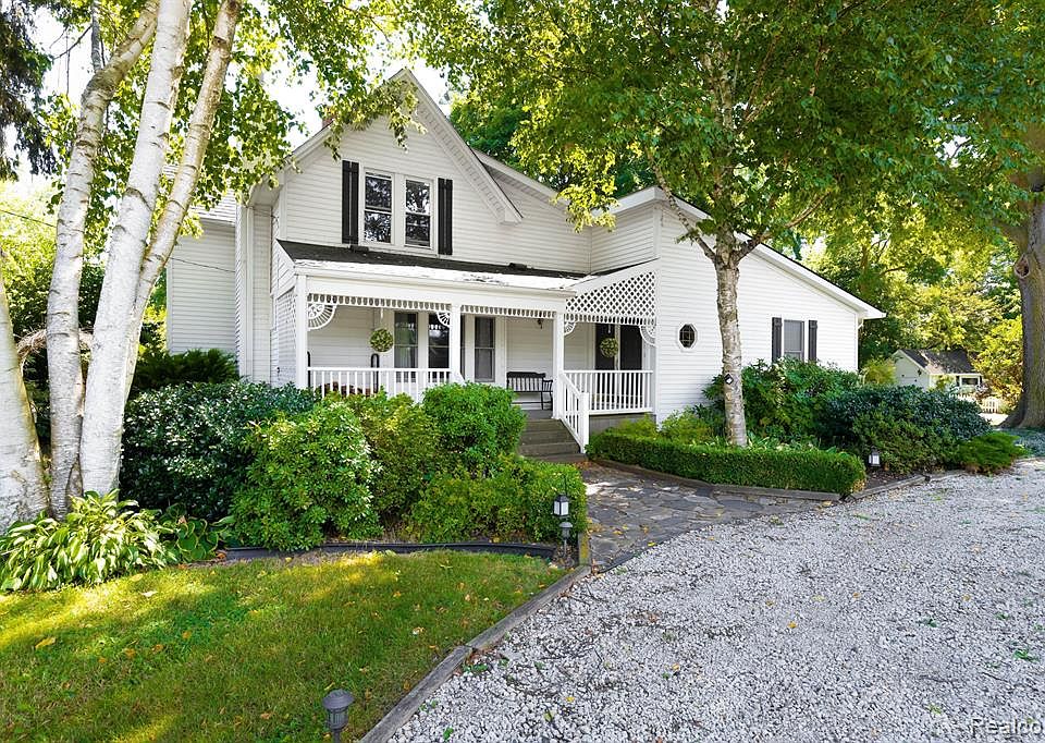 18380 Clinton River Rd, Clinton Township, MI 48038 Zillow