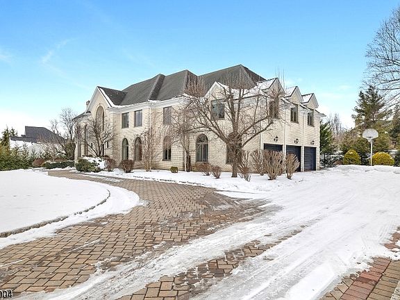 3rd image of 15 Quail Run