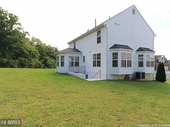 3rd image of 17412 Cobb Ct