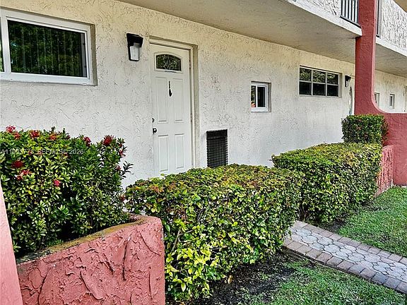 2nd image of 411 S Hollybrook Dr APT 105