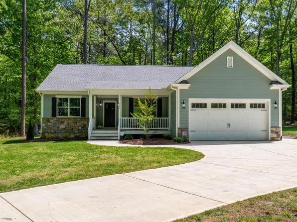 515 Roberson Creek Rd, Pittsboro, NC 27312