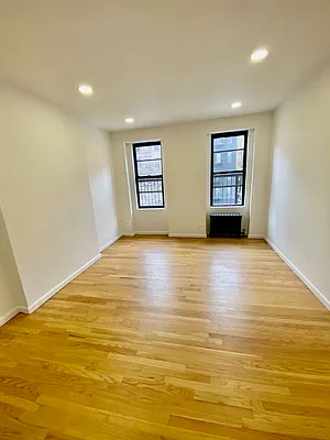 Rented by Douglas Elliman | media 19