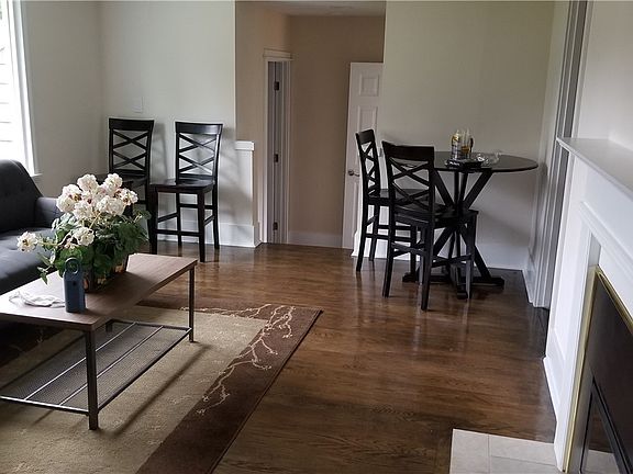 3rd image of 4719 S 172nd St