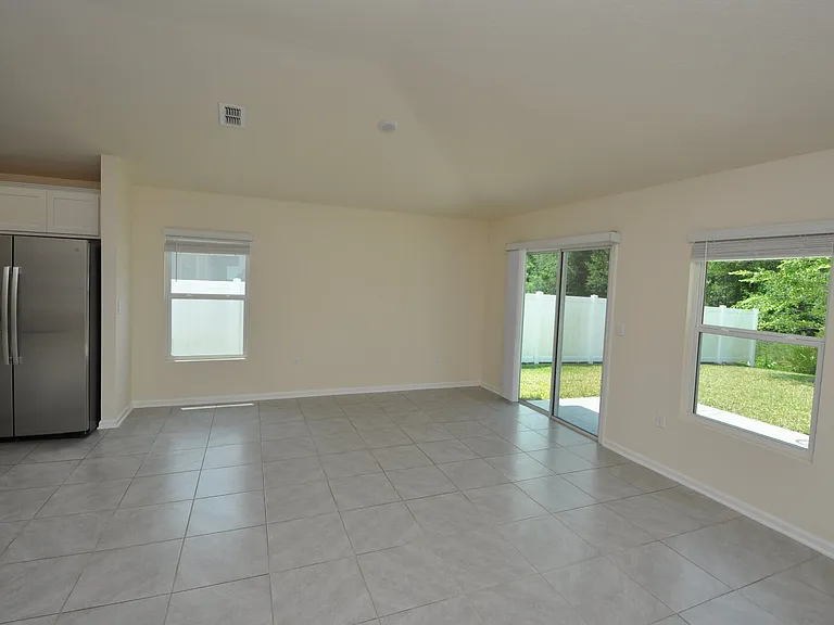 80 Oakleaf Way — Photo 5