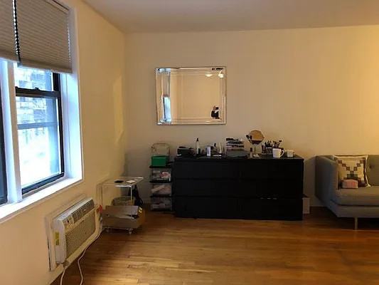 Rented by Cohen Smith Chang LLC | media 8