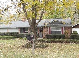 1319 Edgewood Dr, Laurel, MS 39440